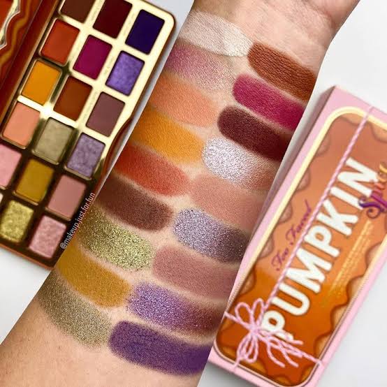 The Too Faced Pumpkin Spice Eyeshadow Palette